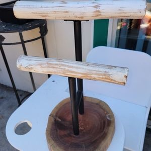 Wood jewelry stand